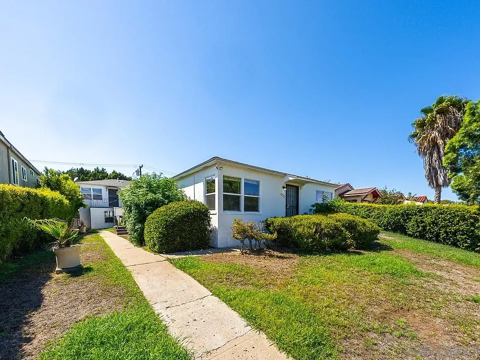 3626 Highland Ave