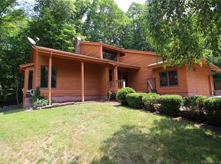 106 Goodwin Rd, Canterbury, CT 06331