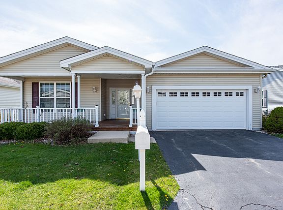 2nd image of 3006 Bridle Path Way