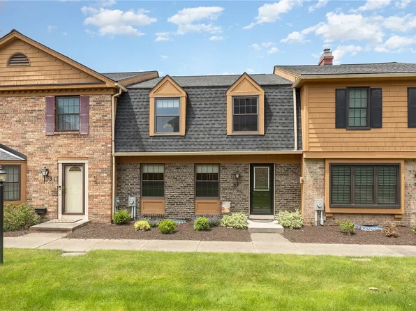 53 Georgetown Ln, Fairport, NY 14450