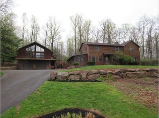 4 Burkhardt Ln, Newmanstown, PA 17073