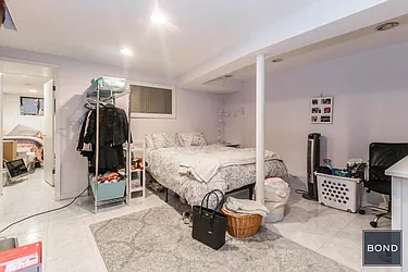 Rented by Bond New York