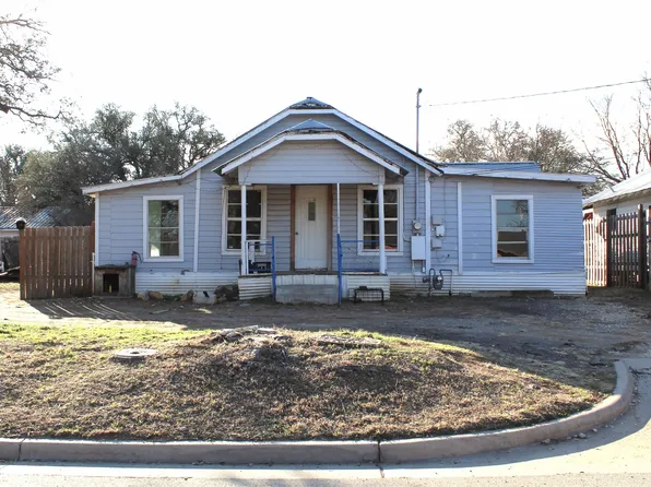 1130 W Hyman St, Stephenville, TX 76401