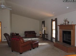 7514 Walters Rd, Hudson, OH 44236