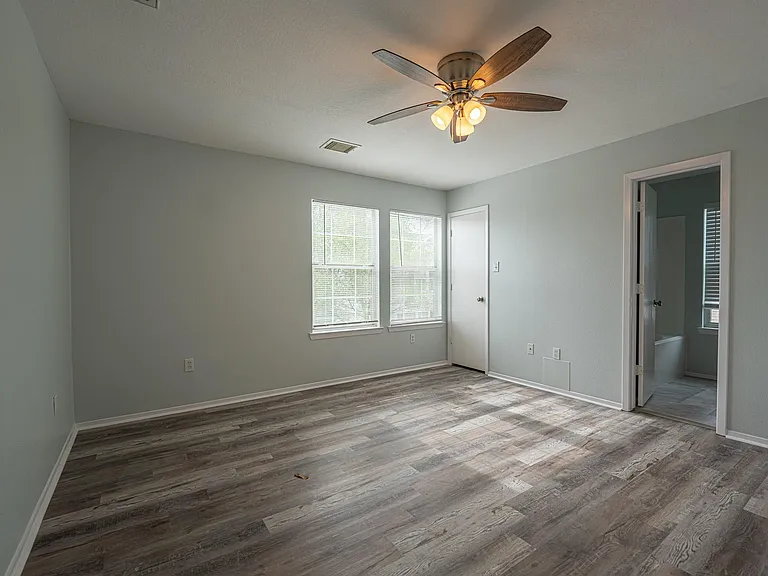 6247 Elton Knolls St — Photo 15
