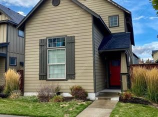 20544 Gloucester Ln, Bend, OR 97701