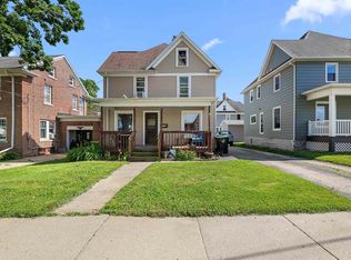 323 W Maple Ave, Beaver Dam, WI 53916