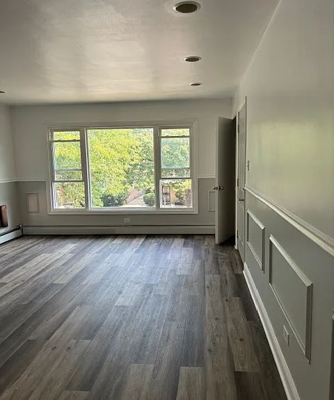 306 Crandon Ave — Photo 1