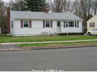 9 Roosevelt Blvd, Enfield, CT 06082