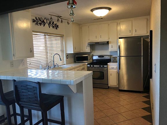4th image of 14858 Greenbriar Dr
