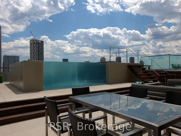 500 Wellington St W #Penthouse 1001, Toronto, ON M5V 1E3