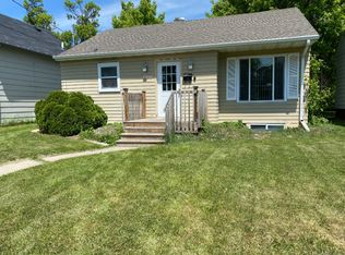 1108 4th Ave S, Moorhead, MN 56560