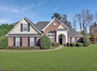 335 Sunderland Cir, Fayetteville, GA 30215