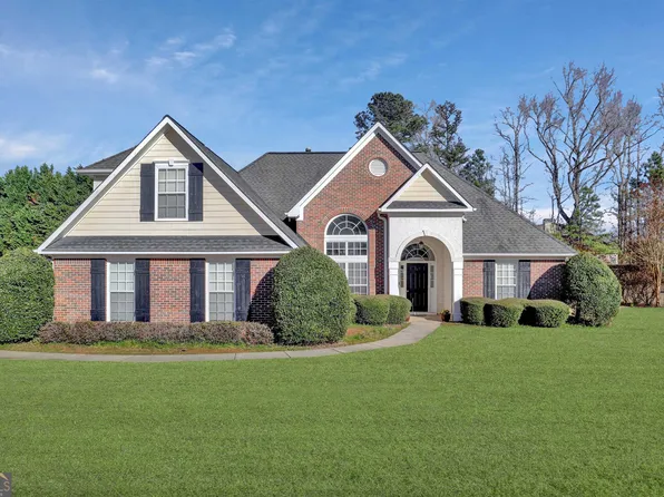 335 Sunderland Cir, Fayetteville, GA 30215