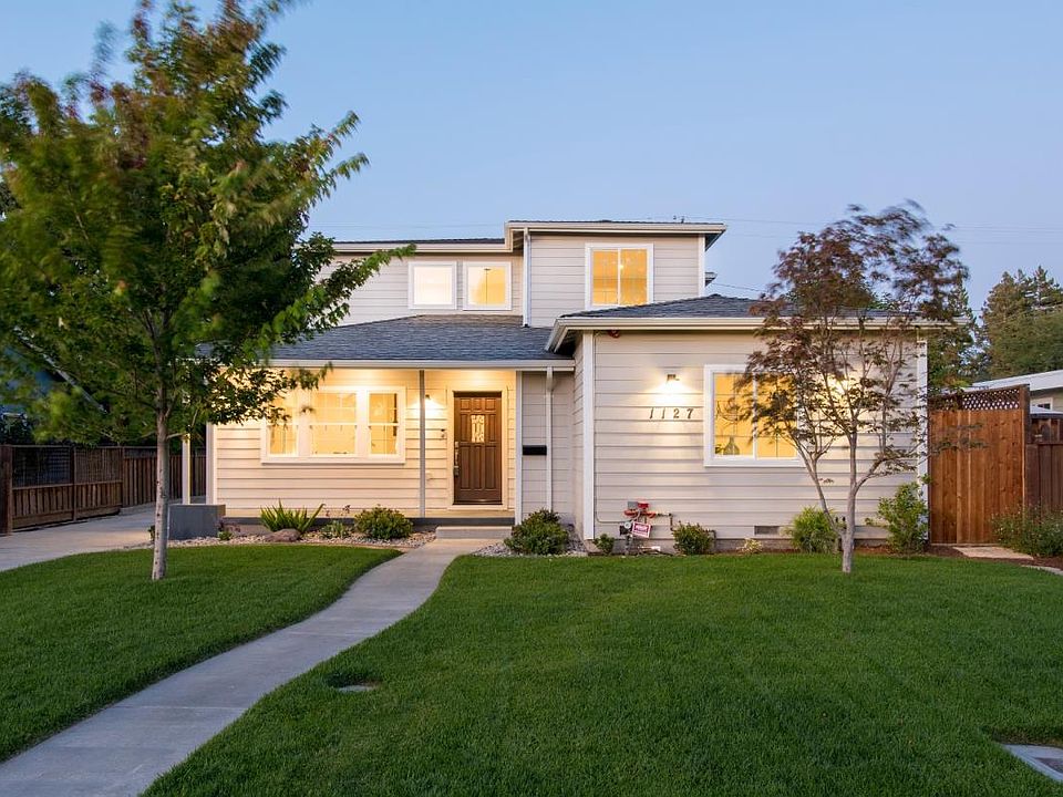1st image of 1127 Chapel Dr