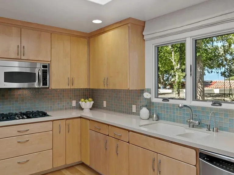 610 Hillcrest Ave — Photo 9