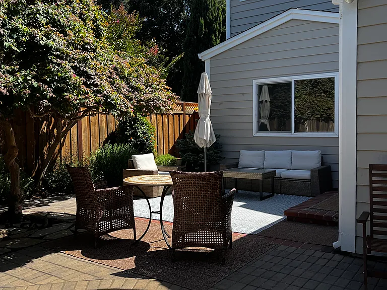 2463 Louis Rd — Photo 35
