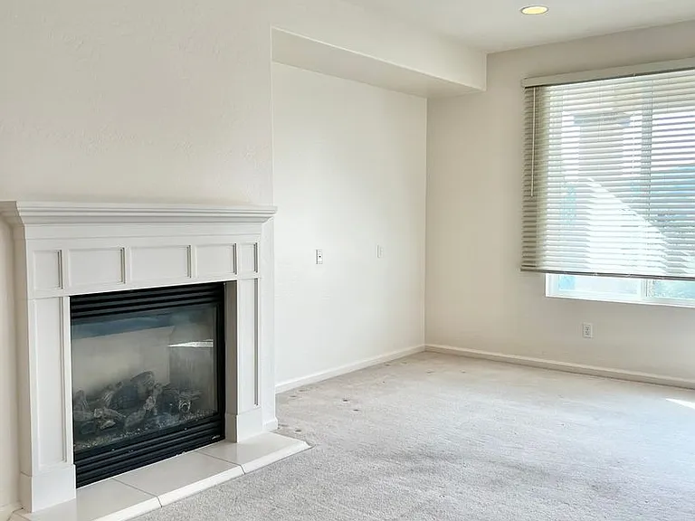 1135 Cliff Park Way — Photo 5