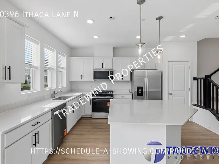 10396 Ithaca Ln N — Photo 3
