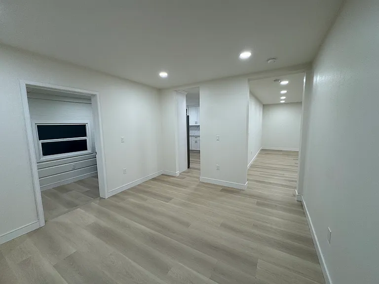 7570 Snow Ave — Photo 22