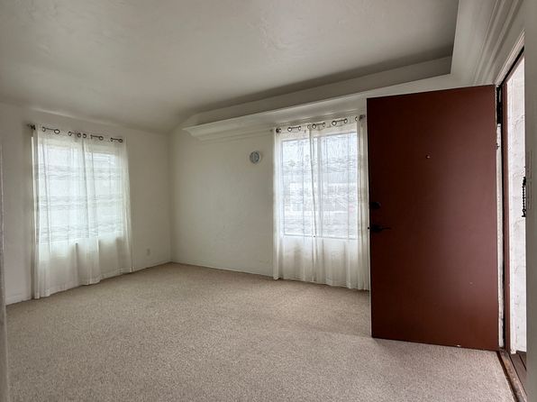 934 Sharon Ln APT 3