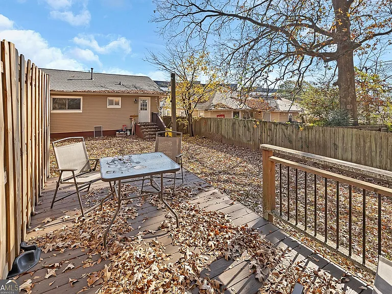 1040 Herndon St NW #A — Photo 24
