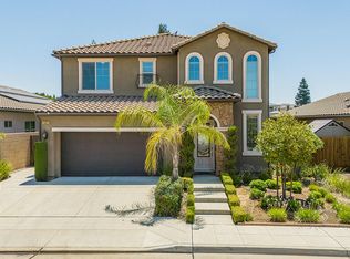 11672 N Via Venitzia Ave, Fresno, CA