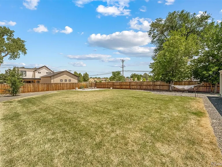 3098 S Cherry Way — Photo 26