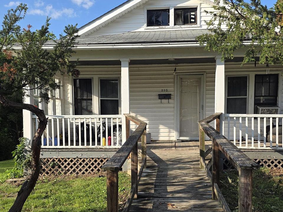 1st image of 395 W Birch Ln