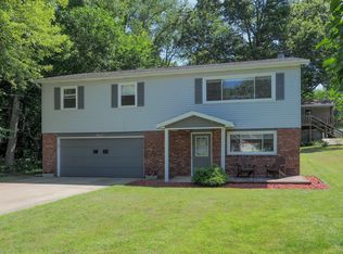9103 Long Lake Dr E, Scotts, MI 49088