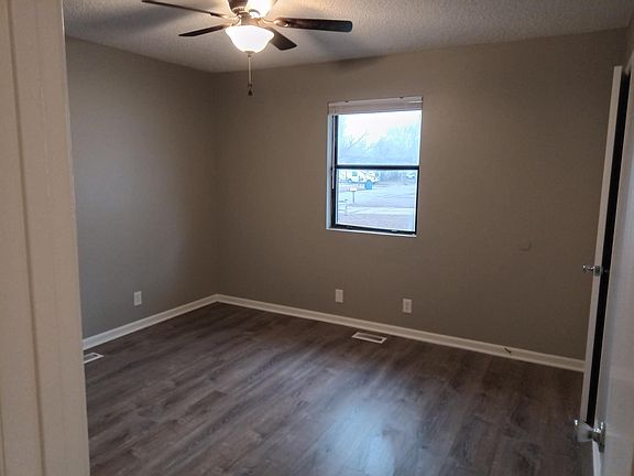 5th image of 2514 W Crawford Ave