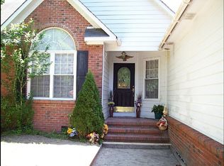 329 Hughes Rd, Hampstead, NC 28443