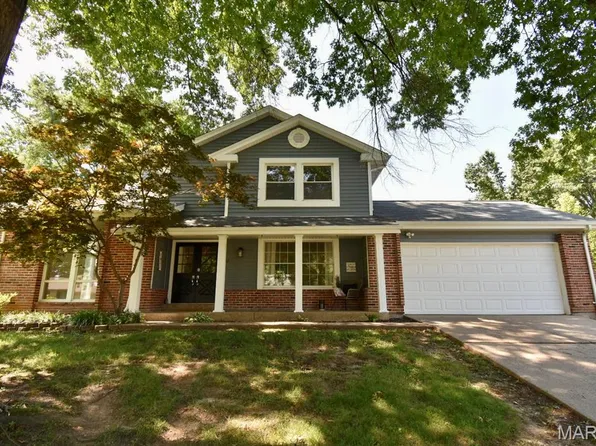 22 Normandy Dr, Lake Saint Louis, MO 63367
