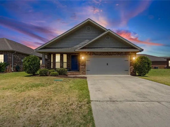 9768 Winchester Cir N, Semmes, AL 36575