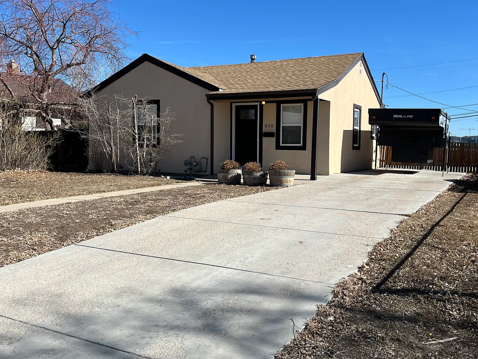 3 bed, 985 sqft, $2,350 — Photo 2