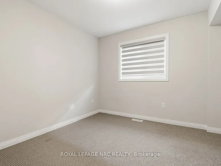 7437 Jonathan Dr — Photo 19