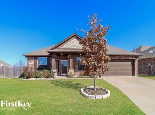 1005 Destrehan Dr, Burleson, TX 76028