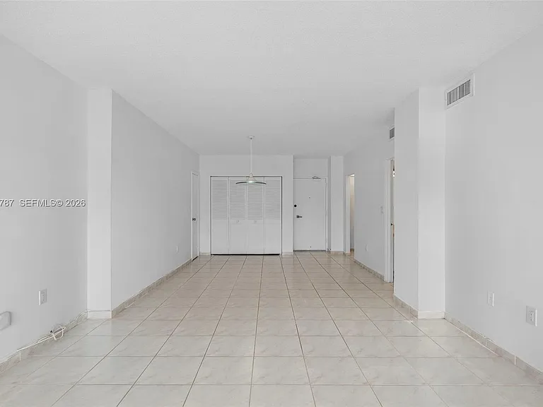 300 Bayview Dr #1711 — Photo 9