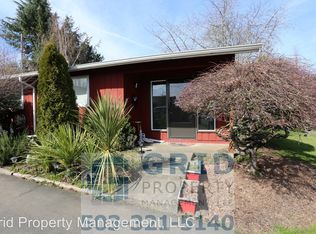 6925 SW King Blvd, Beaverton, OR 97008