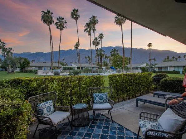 1905 Grand Bahama Dr E, Palm Springs, CA 92264