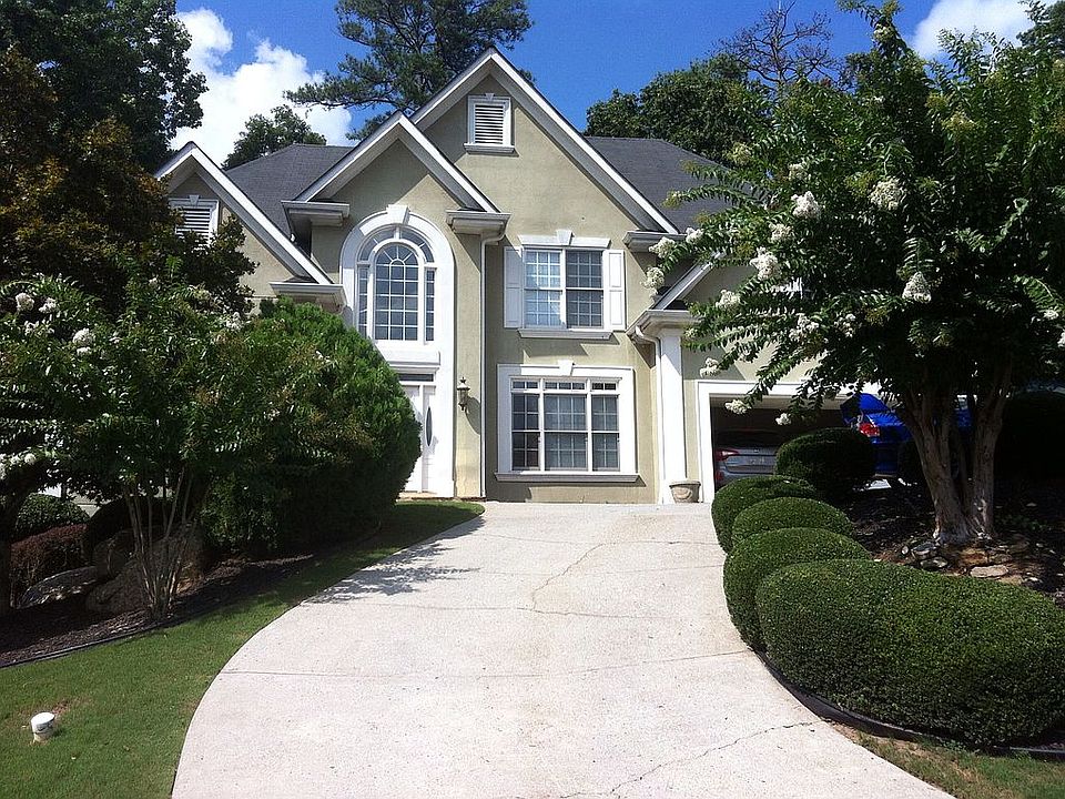 Beautiful 5 bedroom home in 