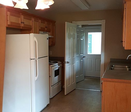 5th image of 204 Austin Ave #A