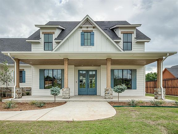 4th image of 3222 Red Ridge Dr
