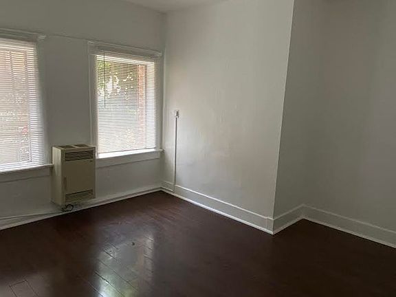 2nd image of 1628 W 12th St APT 106