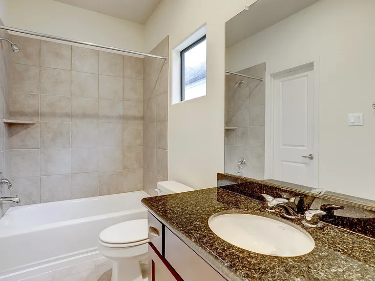 6911 Staffordshire Blvd — Photo 27