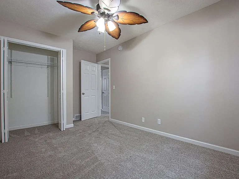 9123 Berry St — Photo 19