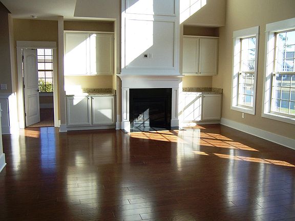 1051 Sun Skipper Ln