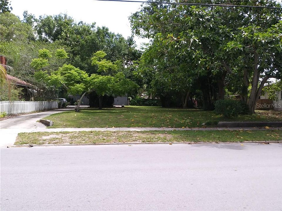 2nd image of 1613 12th Ave W