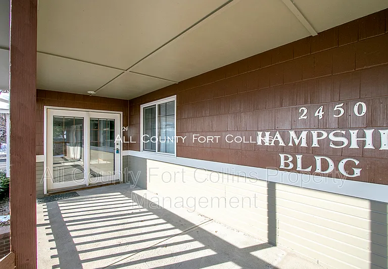 2450 Hampshire Rd #6 — Photo 2