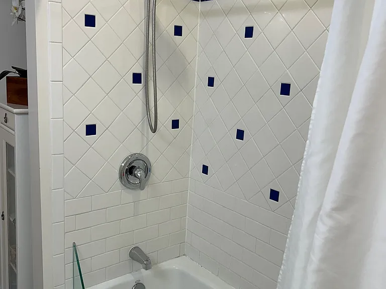 Full bath